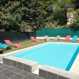 Joli Le Clos D'aix Avec Grande Terrasse Piscine Et Parking Gratuit Appartement